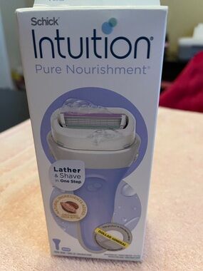 Schick Intuition Pure Nourishment Women's Razor - Lavender
